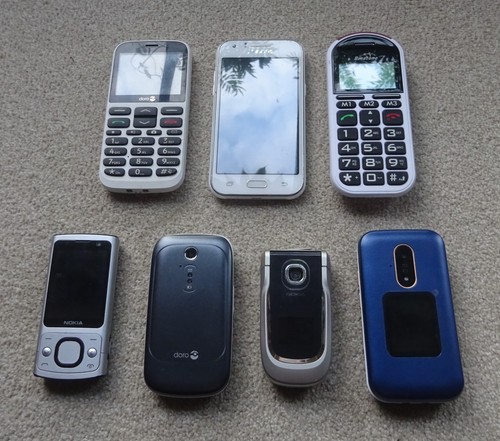 Job lot mobile phones - 7,
